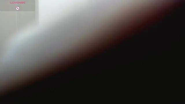 Snapshot of AvaAnne chatting on 01.09.25 AvaAnne online show from 01.09.25