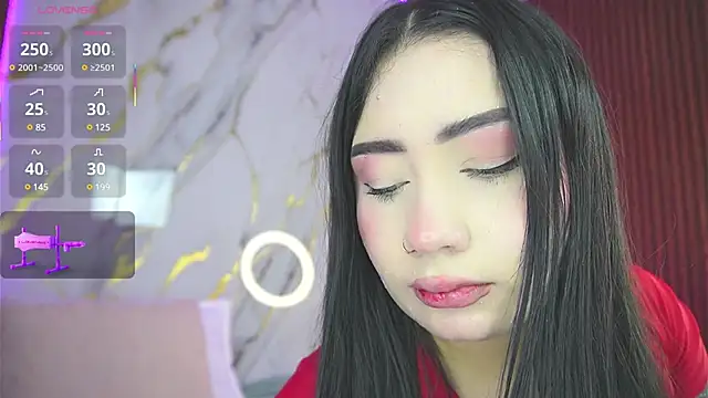 haylie  online show from 02.02.25