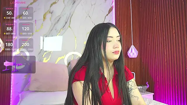 haylie  online show from 02.15.25