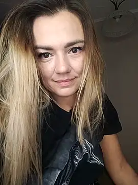 KrissSexi online show from 10.14.25