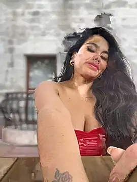 Snapshot of Insane_Issa chatting on 01.14.25 Insane Issa online show from 01.14.25