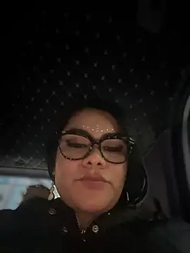 Snapshot of Insane_Issa chatting on 01.21.25 Insane Issa online show from 01.21.25