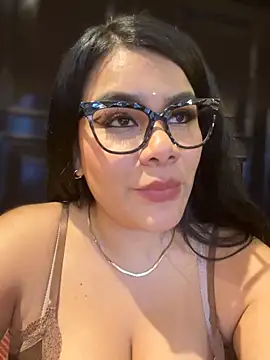 Snapshot of Insane_Issa chatting on 01.25.25 Insane Issa online show from 01.25.25