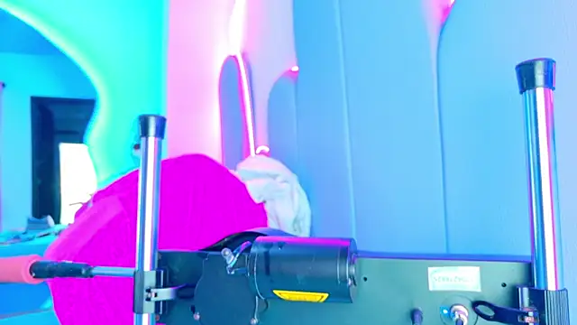 NathaxaLeans online show from 04.12.26