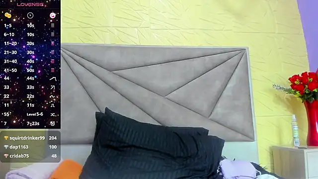 Esmeralda oikos online show from 03.14.25