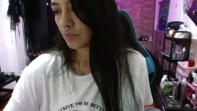 AngelaQueen  online show from 11.03.25