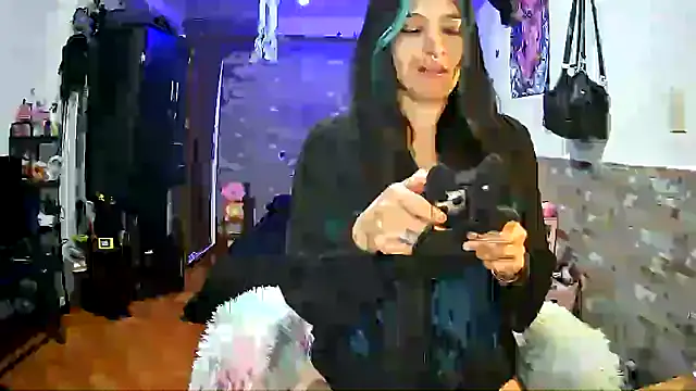 Snapshot of AngelaQueen_ chatting on 07.19.26 AngelaQueen online show from 07.19.26