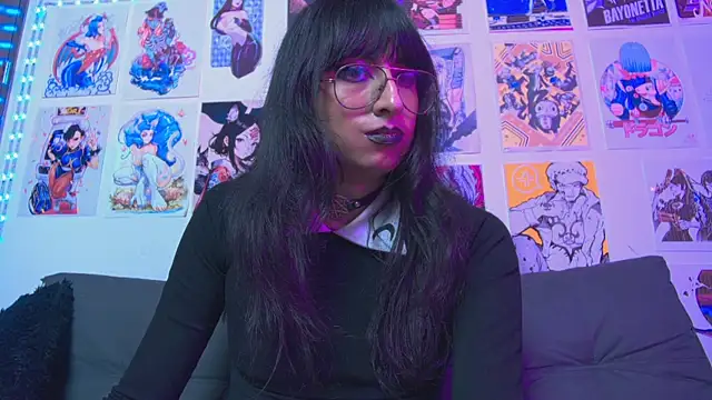 snowblack  online show from 02.09.25