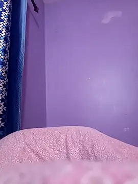 Snapshot of Santoduwa chatting on 12.15.25 Santoduwa online show from 12.15.25