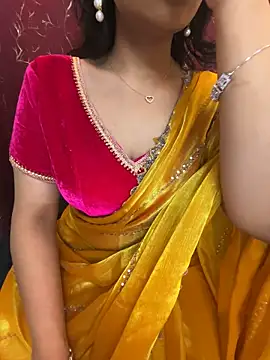 Snapshot of LuscousPussy chatting on 03.14.25 LuscousPussy online show from 03.14.25