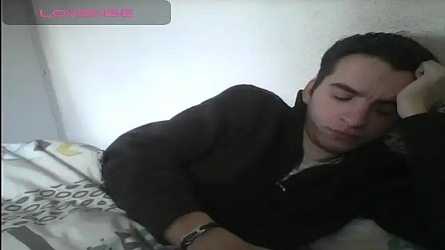 Snapshot of Tombgy07 chatting on 01.29.25 Tombgy07 online show from 01.29.25