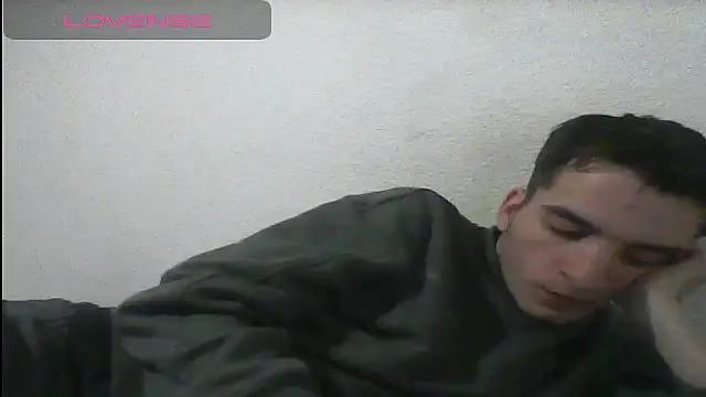 Snapshot of Tombgy07 chatting on 02.08.25 Tombgy07 online show from 02.08.25