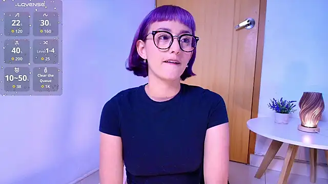 Snapshot of tati_cardenas chatting on 05.17.26 tati cardenas online show from 05.17.26