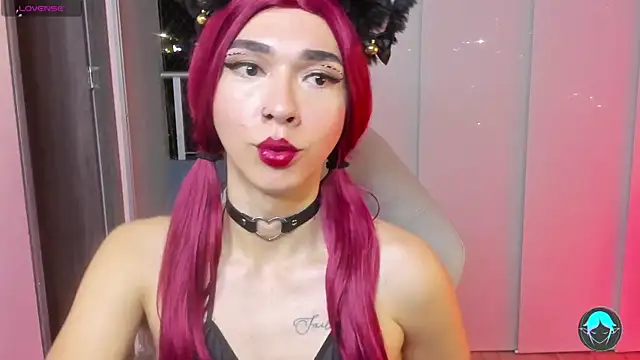 sofi elfqueen online show from 01.15.25