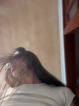 lauravasquez online show from 01.22.25