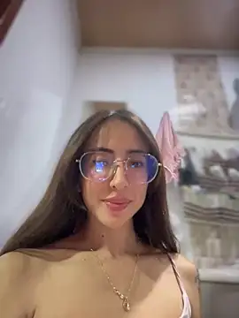 lauravasquez online show from 03.11.25