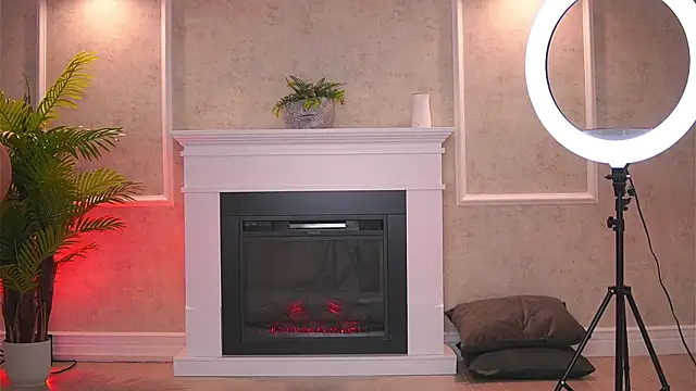 Abbela White online show from 11.22.25