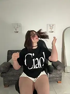 Megan lu2 online show from 11.27.25