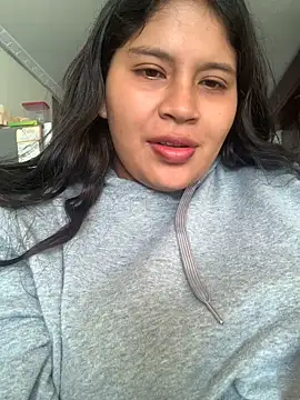 Snapshot of moncerrat_luna chatting on 10.07.25 moncerrat luna online show from 10.07.25