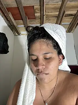 moncerrat luna online show from 02.25.26