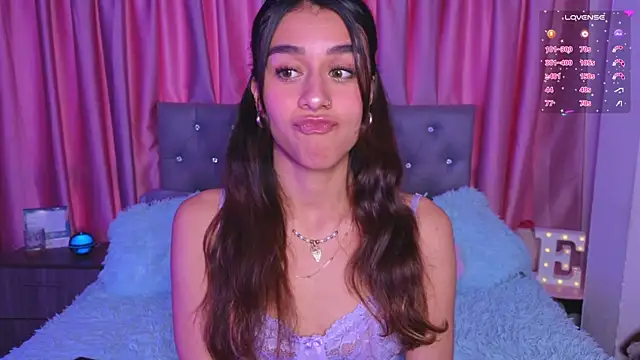 Emiily Scott1 online show from 12.02.25