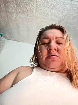 HORNY MATURE25 online show from 04.19.26