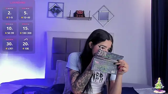 aliice walker  online show from 01.13.25