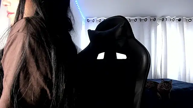 aliice walker  online show from 10.20.25