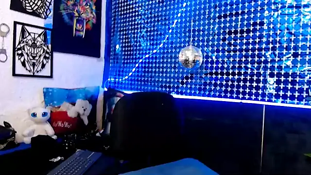 Mensecret69 online show from 12.14.24