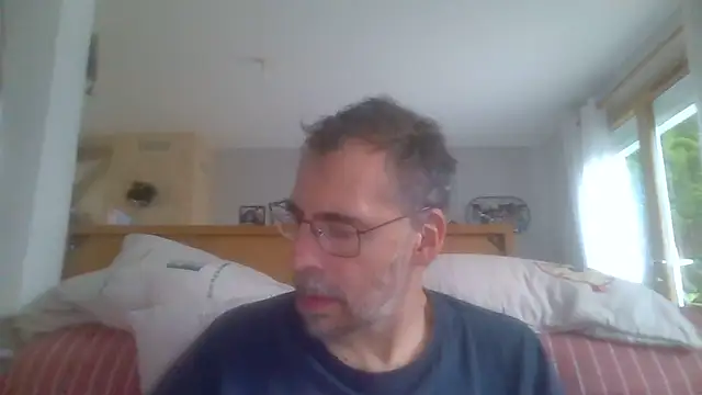 ptitcanard60600 online show from 09.14.25