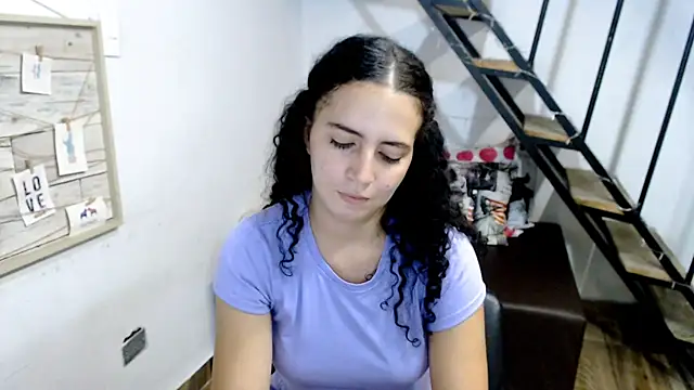 samantha baby  online show from 02.28.25