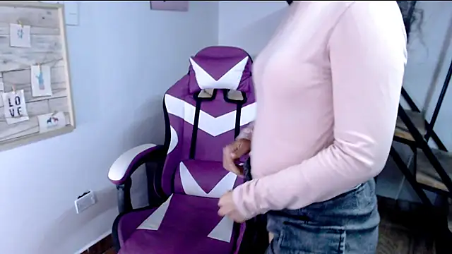 samantha baby  online show from 09.29.25