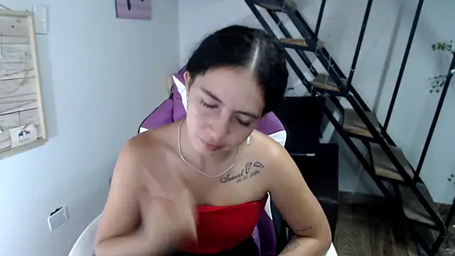 samantha baby  online show from 11.03.25