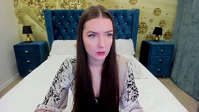 Katrina Minchels online show from 11.19.25