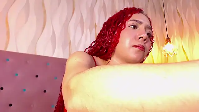 IsabelaLatina online show from 03.28.26