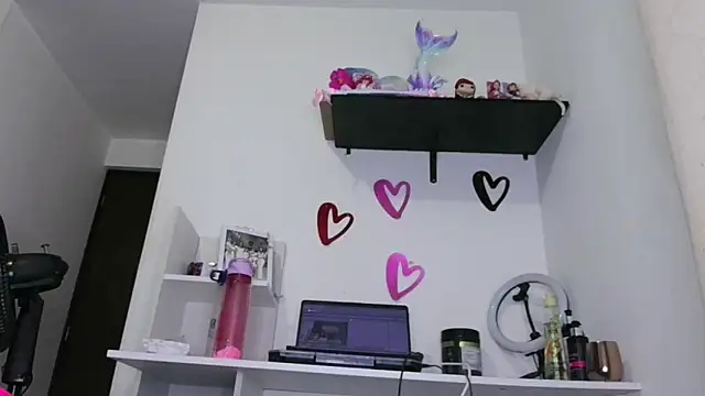 ari sexy1 online show from 12.19.25