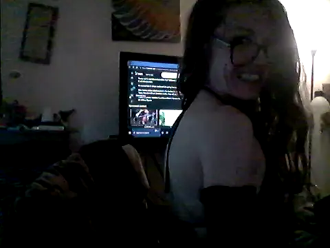 Snapshot of ThickStickly1 chatting on 07.22.26 ThickStickly1 online show from 07.22.26