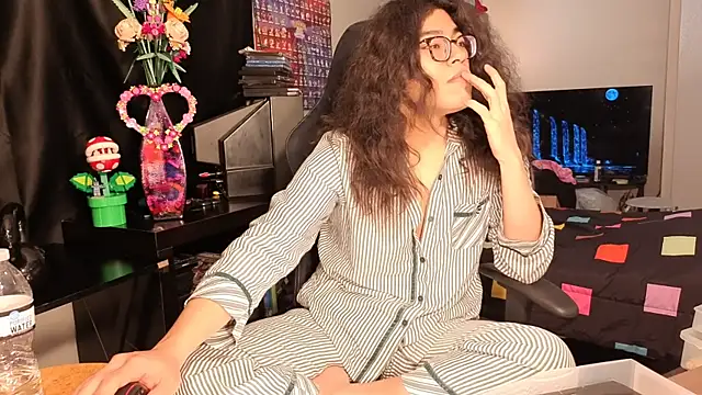 ShinyCherub online show from 02.14.25