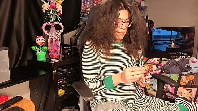 ShinyCherub online show from 02.20.25