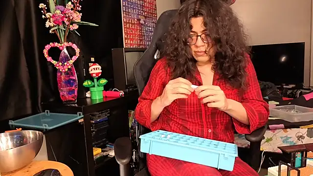 ShinyCherub online show from 03.07.25