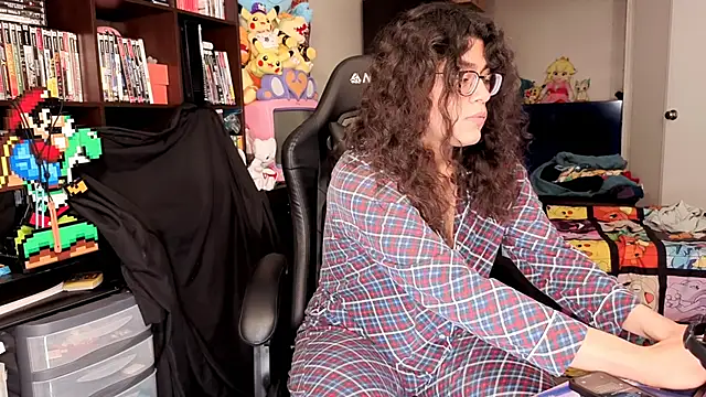 ShinyCherub online show from 03.04.26