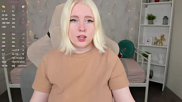 art lovee online show from 02.26.25