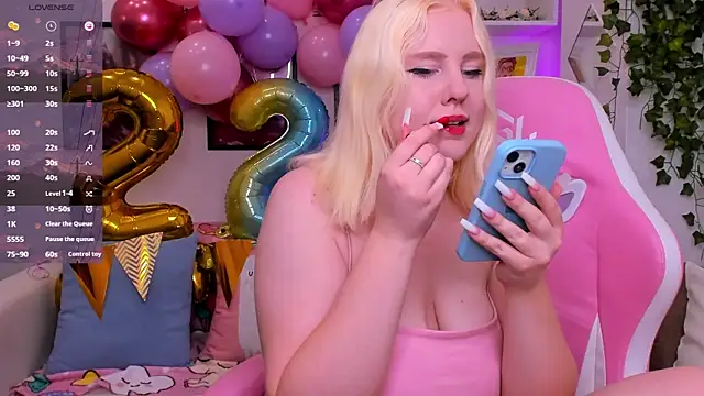 art lovee online show from 10.07.25