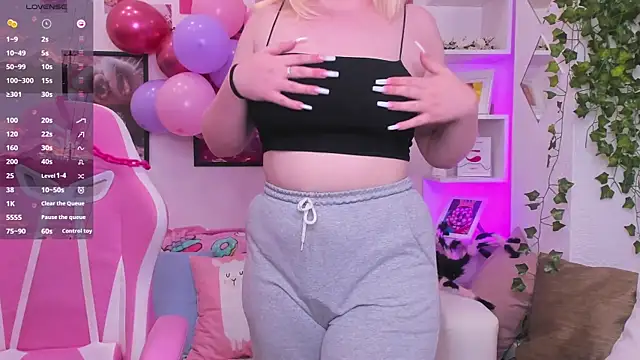 art lovee online show from 10.14.25