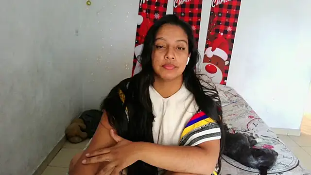 Snapshot of almaswan1 chatting on 12.16.24 almaswan1 online show from 12.16.24