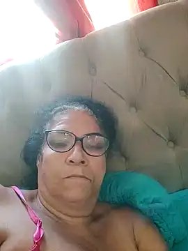 Snapshot of Delicy1 chatting on 10.24.25 Delicy1 online show from 10.24.25