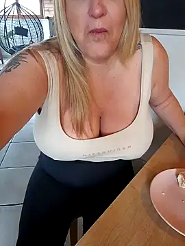 Isabellaa04 online show from 12.02.24