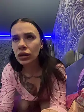 Queen of pain online show from 12.20.25