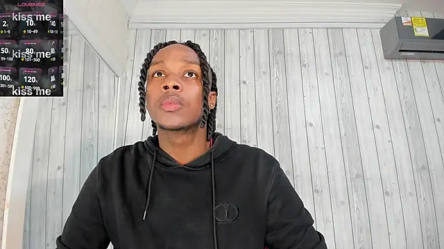 DominicSccott online show from 02.12.25