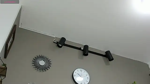 Snapshot of alexandrabootty chatting on 02.09.25 alexandrabootty online show from 02.09.25